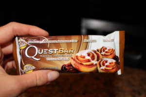 Quest bar cinnamon roll
