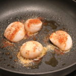 scallops sauteeing