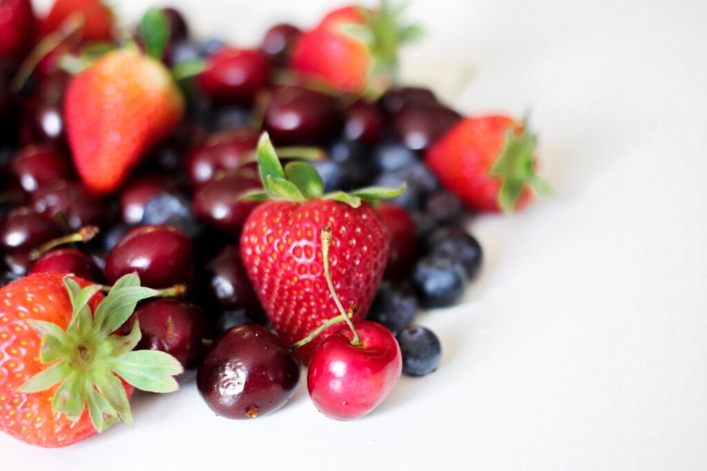 Antioxidants are plentiful in the deeply colored vegetables and fruits – some of the richest sources are berries, kale, beets, red cabbage, bell peppers, and dark chocolate (yes!)